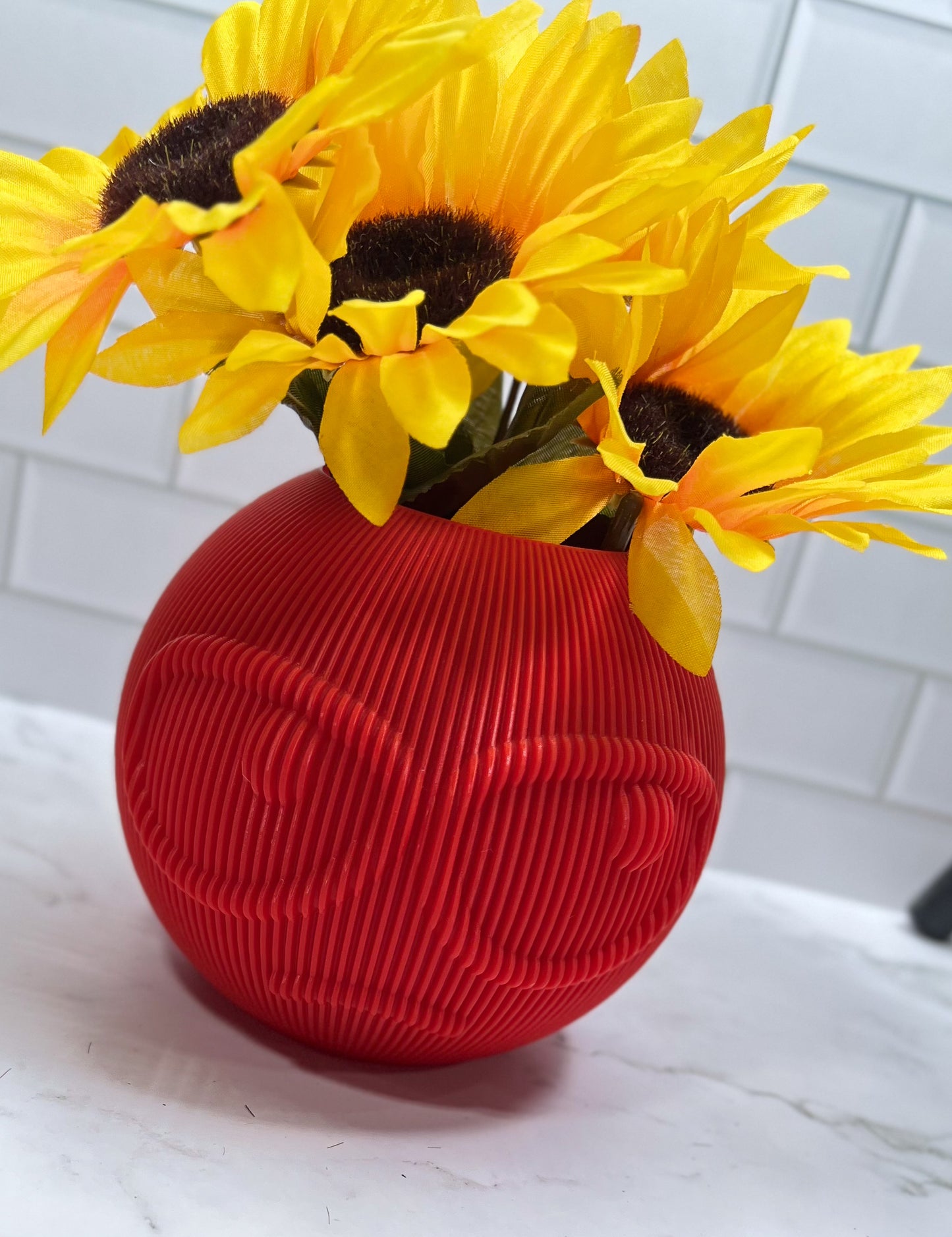 Smile Vase Flower Vase, Flower Pot, Pen Holder, 3D Printed, Desk Item, Custom Product, Decor, Adult Gift