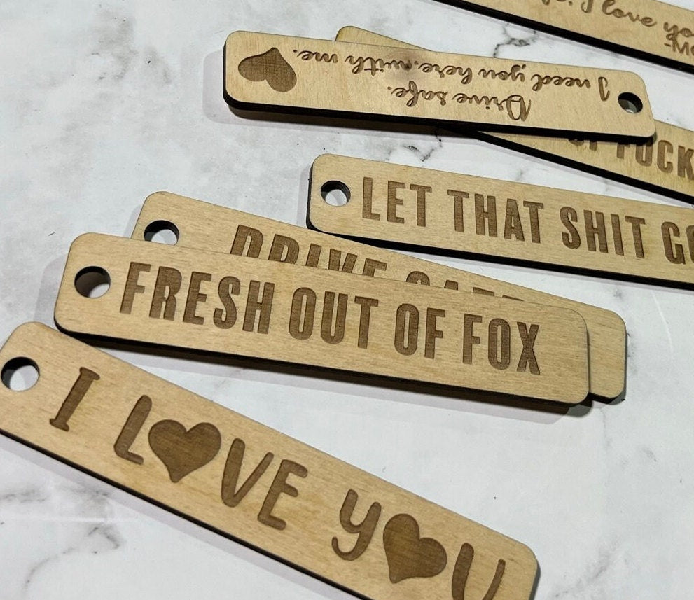 Custom Keychain  , Custom Bag Tag , Laser Engraved Keychain